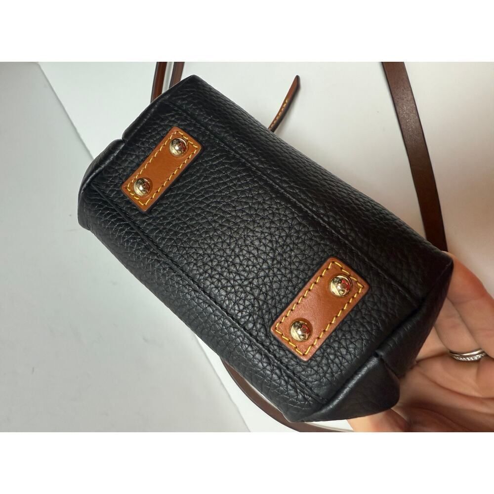 NEW! Dooney & Bourke Black Camden Pebblie Mini Hobo Leather Crossbody Bag - Picture 7 of 10